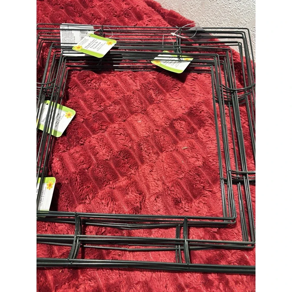 14 Piece Wreath Wires 10 Squares 14 inches 2 Stars 13 inches 2 Candy Canes 20 In